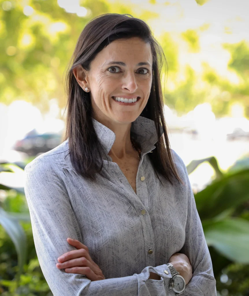 Learn more about Palm Beach County's Orthopedic Surgeon Veronica Diaz
