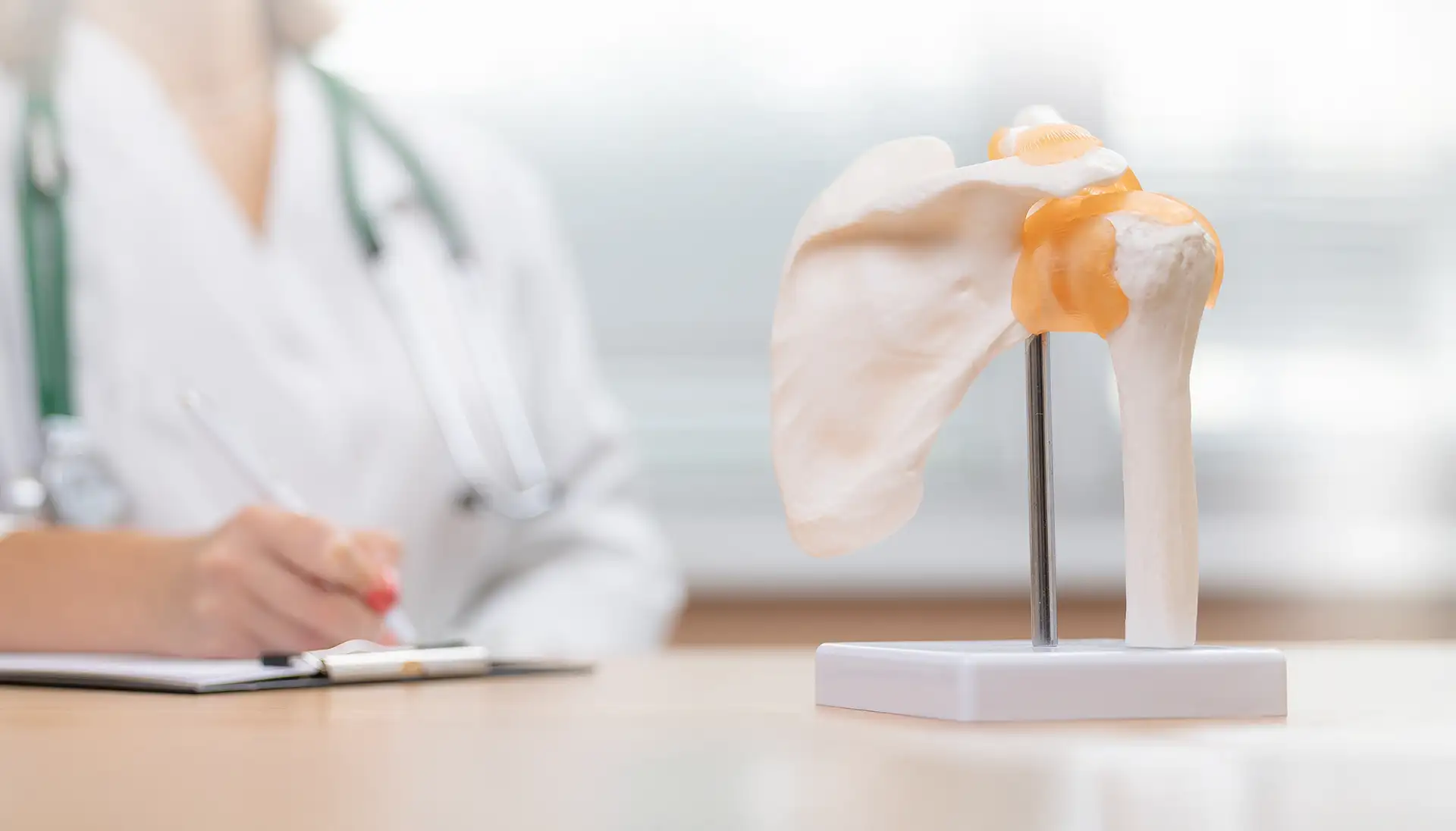 Anatomic vs Reverse Shoulder Replacement